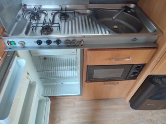 Hobby 560, MOVER, BOILER, předstan, 100km/h - 9