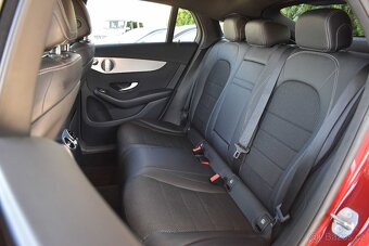 Mercedes-Benz GLC 200 4MATIC TAŽNÉ ČR 1.MAJITEL - 9