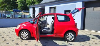 Toyota Yaris 1,0i - 50kw. Jezdí krásně - STK+EM do 9/2026 - 9