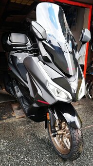 HONDA FORZA 125 SE - 9