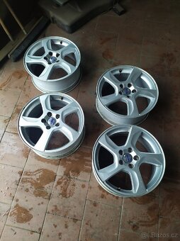 Volvo S60 D5 136kw - 9