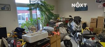 Pronájem komerční Obchodní prostory, 1 298㎡ - 9