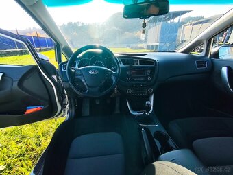 Kia Ceed SW 1.6 CRDi – kombík - 9