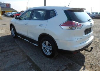 Nissan X-Trail 1,6 120kW Serviska EXKLUSIV benzín - 9