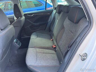 Škoda Scala 1.5TSI 110kW Man. 32tkm DAB Navigace Tempomat Qi - 9