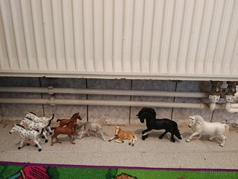 Schleich výprodej -30% 2/3 - 9