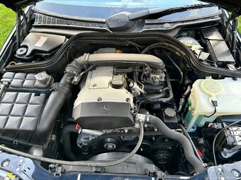 Mercedes w202 2,0 benzin nízký nájezd - 9
