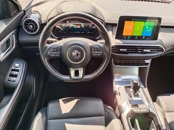 MG EHS PHEV Comfort 1.5 190kW AUT. 27tkm Virtual Kamera ACC - 9
