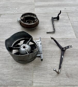 ČZ 175 skútr prase rikša - díly - 9