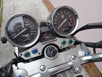 YAMAHA XJR 1300 - 9