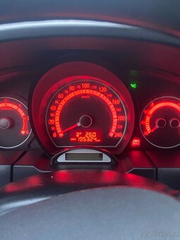 •Kia Ceed SW 1.6 CRDi 16V 85 kW Active Plus (ED) - 9
