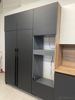 Prodám NOVOU černou kuchyň Plzeň DTD Egger U899 - 9