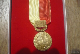 odznaky a vyznamenání sbírečka - 9