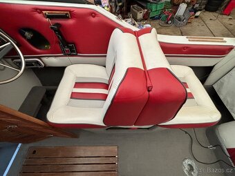 Bayliner Invader 4.3 mercruiser kajutový člun + vlek - 9