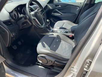 Opel Zafira 2.0 CDTI 121KW, 1. Majitel - 9