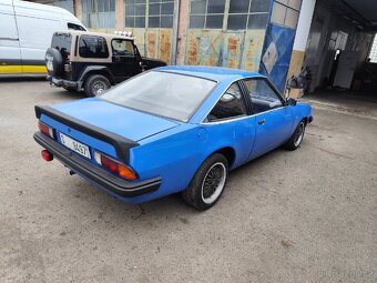 Opel Manta B , motor 1.9 karburátor, rok 1979, po stk - 9