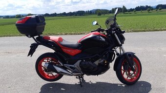 Honda NC750S - 9