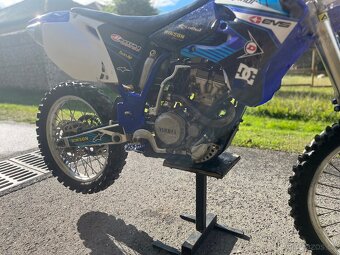 Yamaha YZ250F 2003 - 9