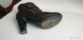 Dámské boty Lasocki vel.39 - 9