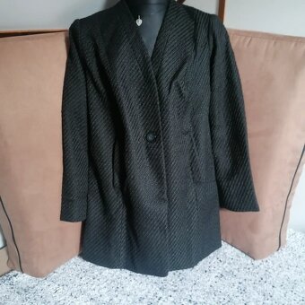 Krásný černý krátký kabátek vel.40-44 - 9