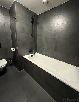 Pronájem bytu 2+kk/L 60m², ul. Poděbradská, Praha 9 - Hloubě - 9