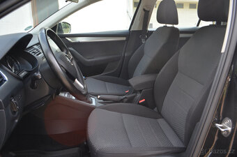 PRODÁM ŠKODA OCTAVIA KOMBI 2.0TDI 150PS 2016 NAVI,TAŽNÉ - 9