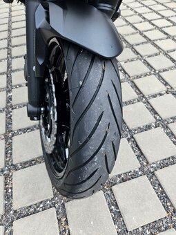 Prodám  kawasaki  Z650 rok 2019 - 9