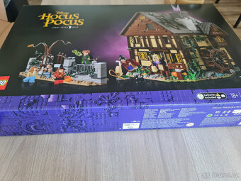 LEGO® Ideas 21341 Disney Hokus pokus + mini dárek - 9