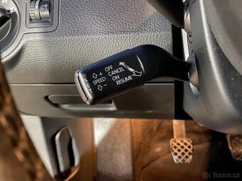 Volkswagen Passat 2.0 TDi , 103 kW nafta, 2010 - 9