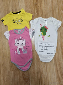 kojenecké body, trička a šaty vel cca 62 - 68 / 3-6 mes - 9