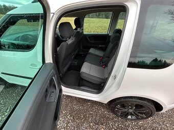 Prodám Škoda Roomster 1.2 TSI NOIRE - 9