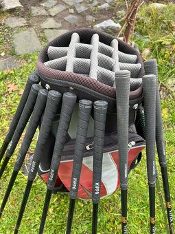 Prodám pánskou golfovou výbavu zn. HIPPO - 9