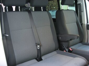 Volkswagen Transporter 2.0TDI 150PS L2H1 Kombi-9 - 9