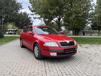 Škoda Octavia 2 kombi 2.0 TDI 103 kW - 9