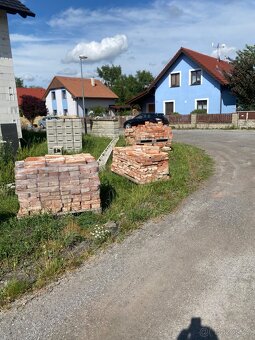 Očistěné cihly cca 5000ks - 9