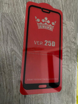 NOVÝ Moderní plastový kryt pro mobil HONOR 10 - 9