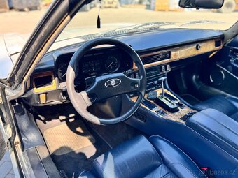 1989 Jaguar XJS Convertible V12-5.3L - 9