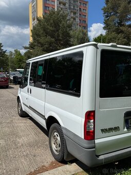 Ford transit TOURNEO-9 míst-2,2Tdci-85kw.r.v.2011 - 9
