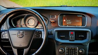 Volvo V40 D2 2016 - 9