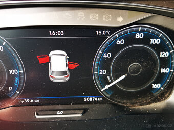 VW e-Golf 36kw, TEPELNÉ ČERPADLO, Super výbava - 9