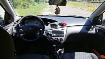 Ford Focus 1.8 TDCi 2002 - 9