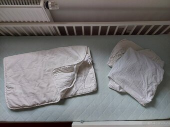 Dětská postel IKEA Gulliver 160x70 + matrace atd. - 9