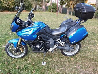 Triumph Tiger 1050 - 9