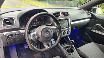 VOLKSWAGEN SCIROCCO - 2,0TSi Sport 147kW R packet Manuál. - 9