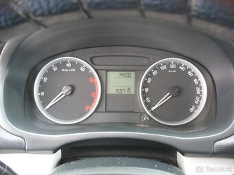 Fabia II 1,2-51 kW, 84.000,-Kč - 9