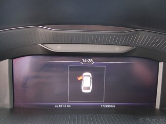 Škoda Superb 2.0TDi,110kW,Style,Serv.kn,kamera,navi - 9