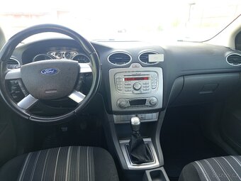 Ford Focus 1.6i 74kw Nová STK - 9