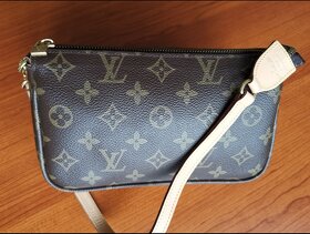 Krásná dámská kabelka - 9