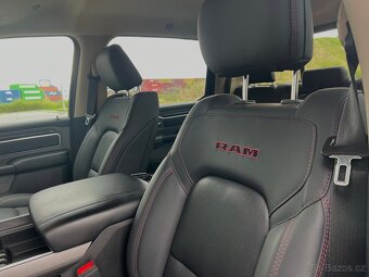 DODGE RAM 1500 5,7 V8 HEMI 295kw - 9