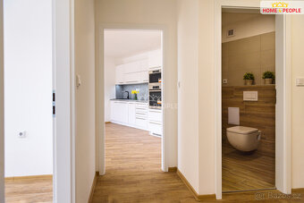 Krásný apartmán 3+kk ve Všemině o výměře 80,5 m² sklep 4 m² - 9